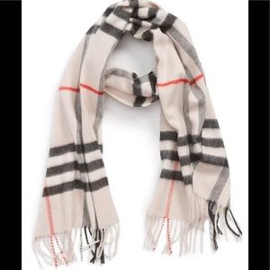 100% Authentic Burberry Giant Icon Check Cashmere Scarf